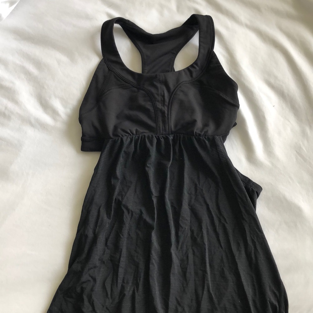 Black lululemon cut out tank